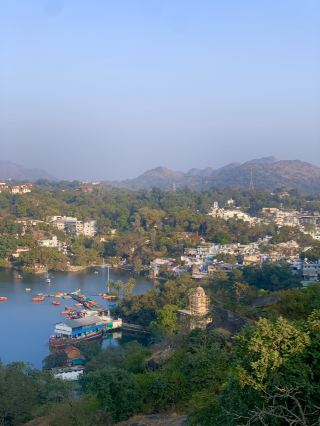 Serene and Sacred Getaway - Mount Abu ⛰️