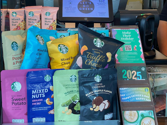 STARBUCKS สาขา The Circle ราชพฤกษ์ 