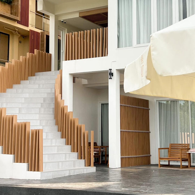 SALT Beach Hotel Rayong, ระยอง