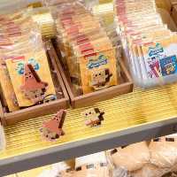 超有設計感！海綿寶寶25週年期間限定店