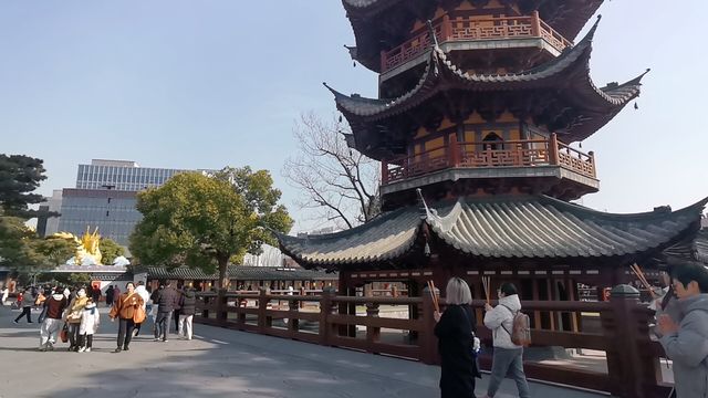 Experience at Longhua Temple