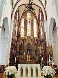 Explore the Majestic St Joseph Cathedral: Hanoi's Historical Gem!
