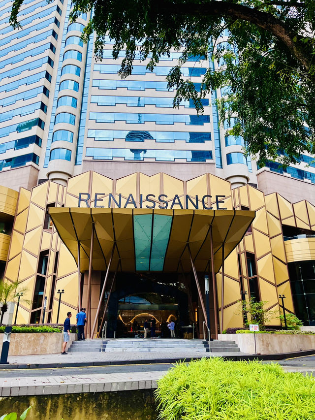 “Renaissance Kuala Lumpur: A Symphony of Luxury and Elegance”