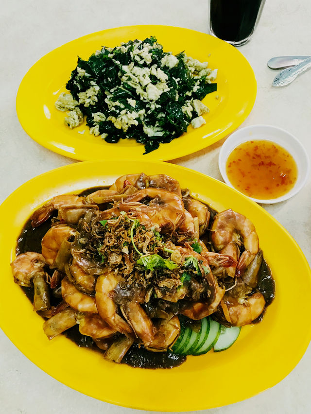 Late-Night Sibu Delights! 🌙🦐🥥