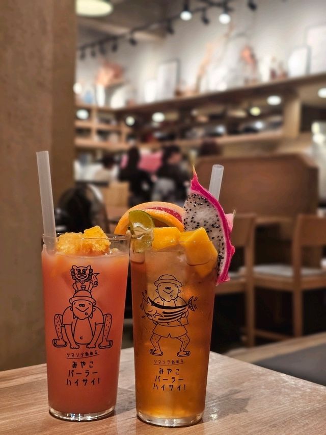 半歩進んだ新感覚沖縄料理を味わえる居酒屋🏮