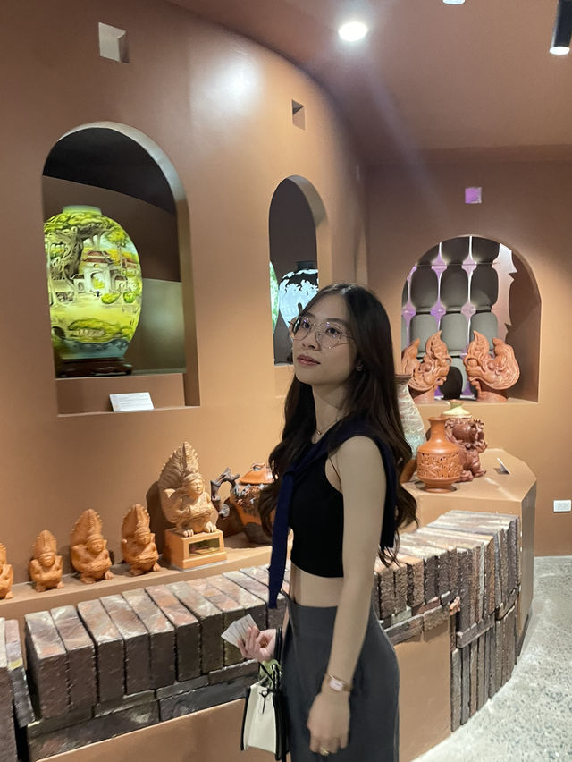 Bát Tràng Pottery Village