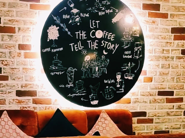 ブランコがあるユニークなカフェ☕🎡