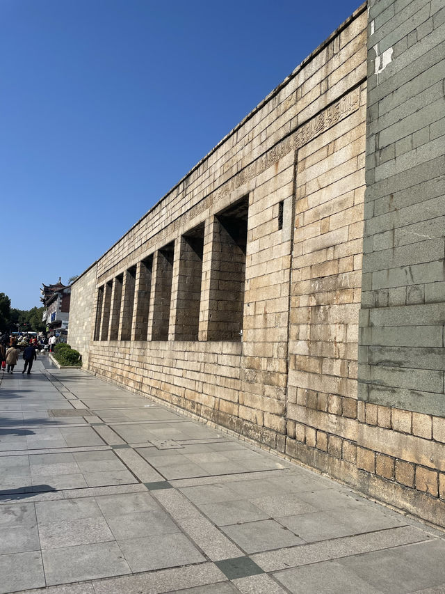 🕌 **【泉州清淨寺：海絲之路的伊斯蘭印記】** 🌍  