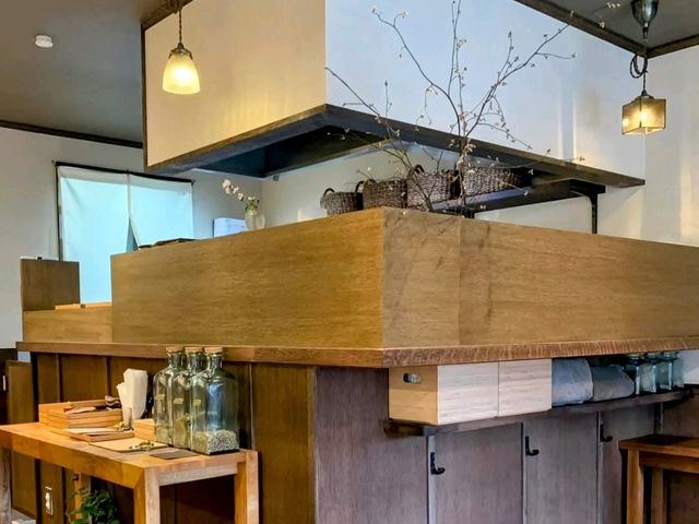 百春 cafe momoharu，好看好拍又好吃的厚蛋玉子燒