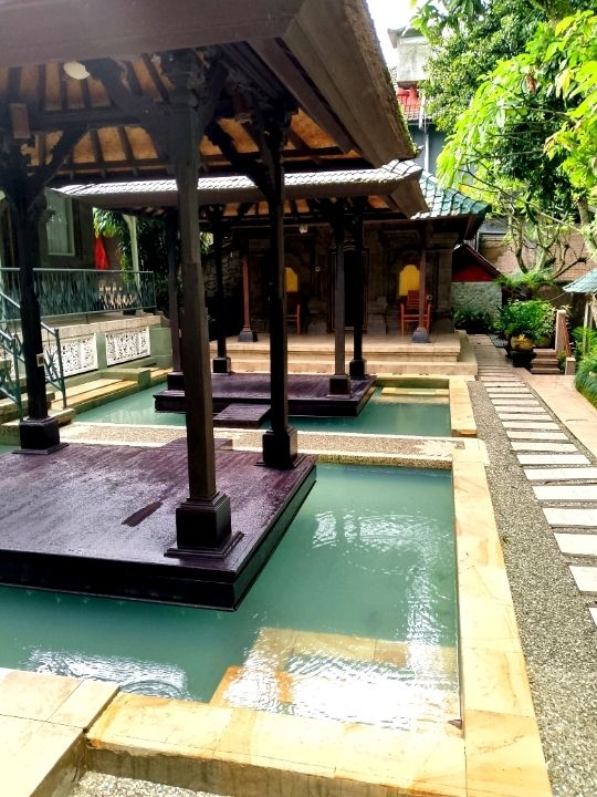A rainy morning's exploration of Tastes of Taksu, Ubud.