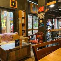 quiet spot in thonglor