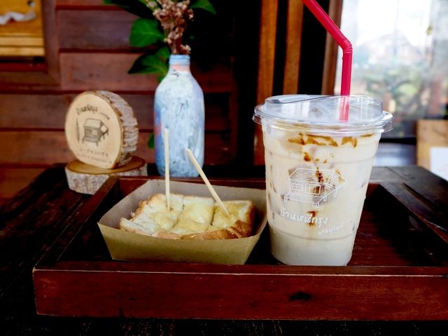 คาเฟ่ลับจันทบุรี บ้านหนีกรุงมาอยู่จันท์