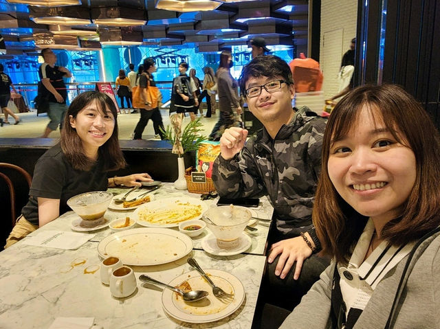 A Day Trip to Genting Highlands with My Local Buddy!