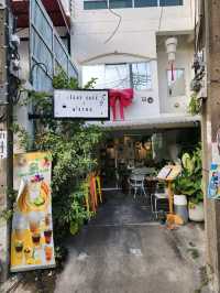 【バンコク】ポスターがお洒落なくつろげるカフェ☕