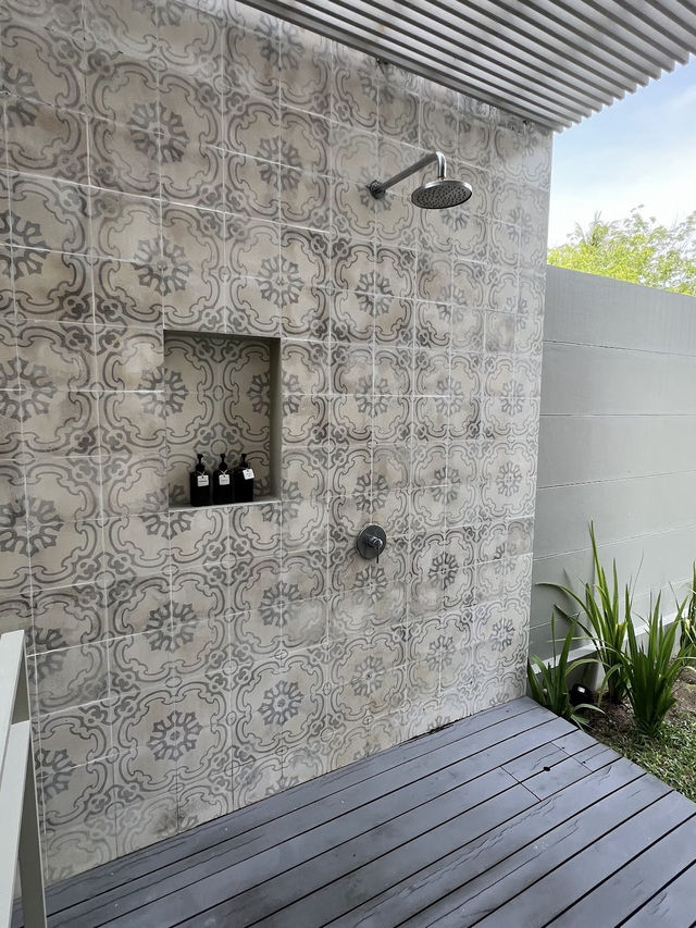 SALA PHUKET MAI KHAO BEACH รีสอร์ทlowrise ภูเก็ต