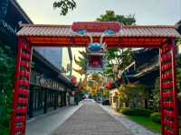 Yue Opera Town: A Compact Tribute to Theatrical Elegance