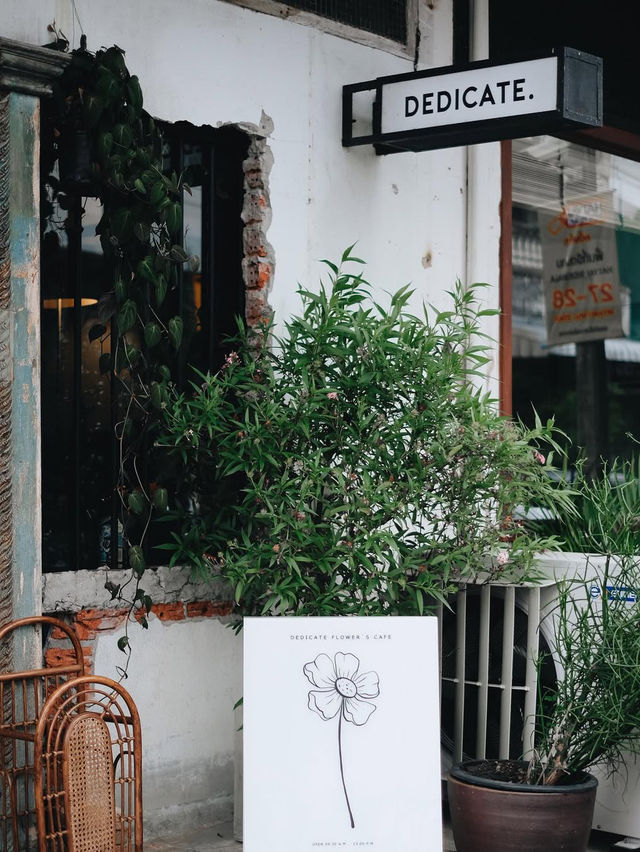 The Dedicate Flower’s Cafe