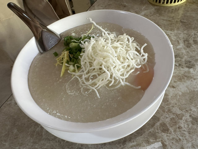 📍Jok Sompet（ジョーク・ソムペット）チェンマイの朝ごはん