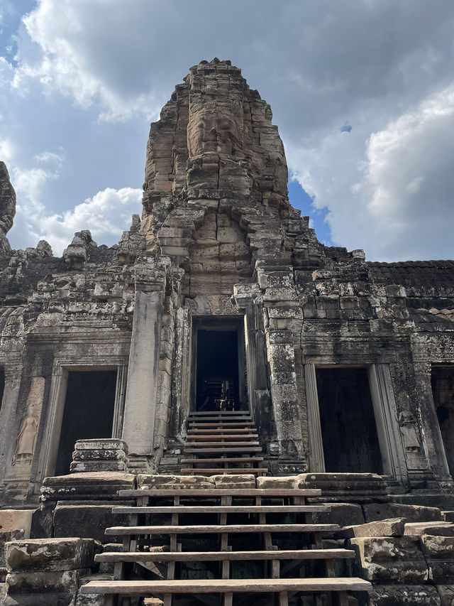 🇰🇭 Bayon: A Temple of Frescos
