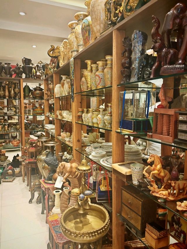 Explore Hyderabad’s Handcrafted Indian Army Chess Sets: A Unique Souvenir