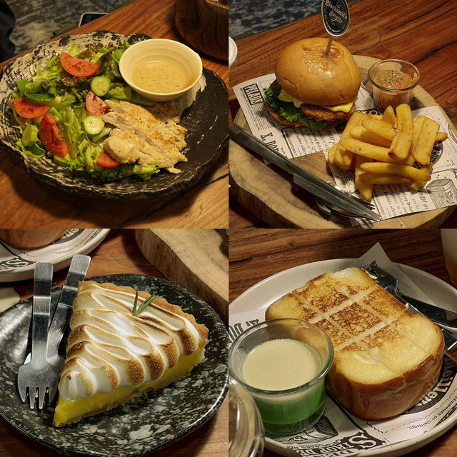 ART CALLERY CAFE 