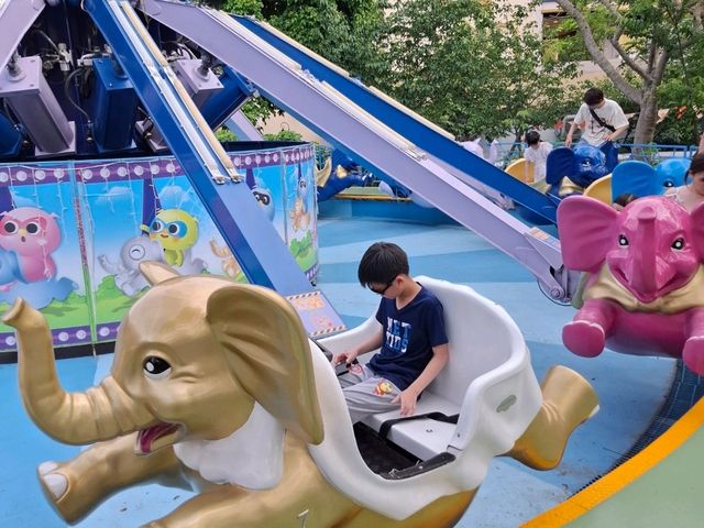 歡樂的 POPA 王國🎠、魔法森林✨、冒險天堂🎢一次玩到瘋！