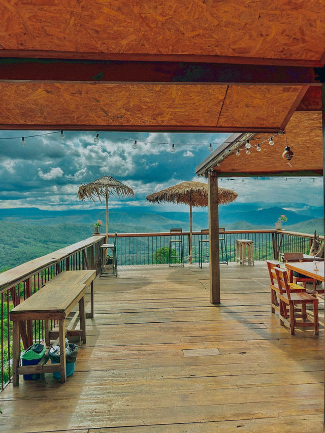 เที่ยวคาเฟ่สุดชิลบ้านไฮตาก วิวโคตรสวย ⛰️🥤