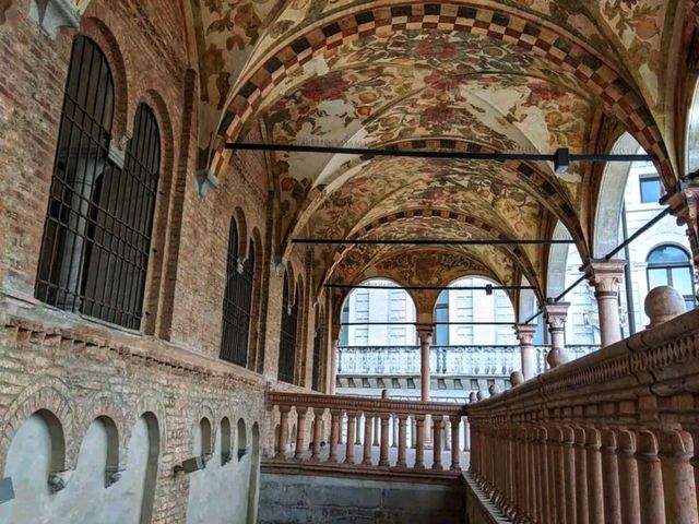 Palazzo della Ragione: Padua’s Grand Hall of Justice and Imagination