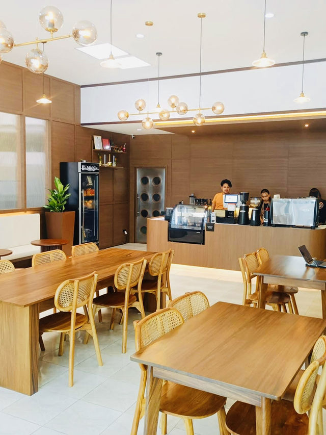 Posto. Dining