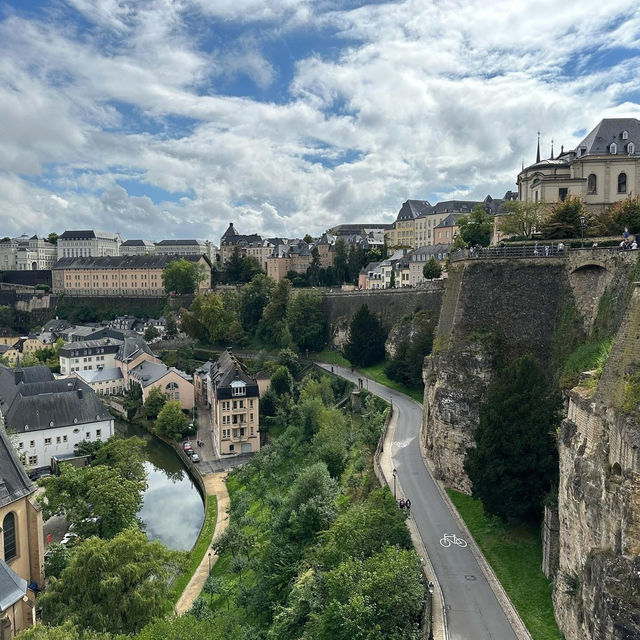 🌞🏰 Summer Stroll Through Luxembourg City: A Fairytale Mix of History, Gardens & Rooftop Views
