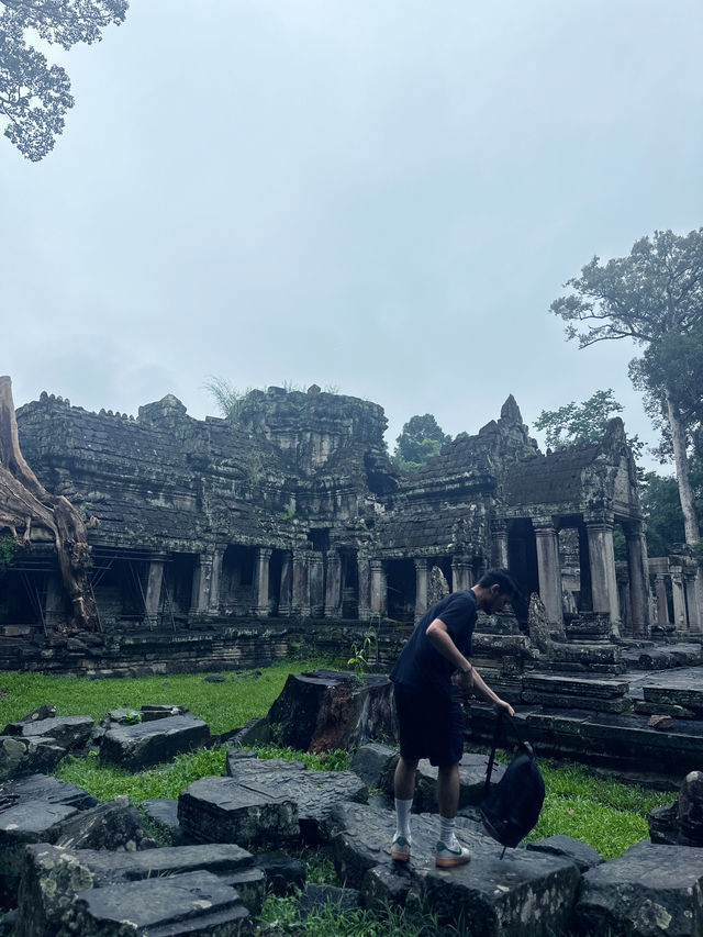 Prasat Preah Khan is a fascinating temple complex 