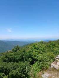 마산 무학산 정상, 도심 속 힐링 산책로