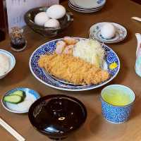 Akira Tonkatsu