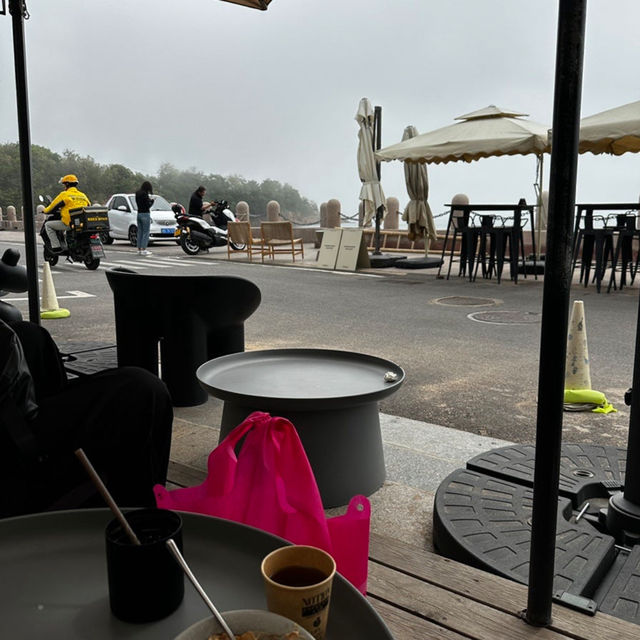 칭다오 팔대관 바다뷰로 유명한 NOTION ESPRESSO LAB🇨🇳