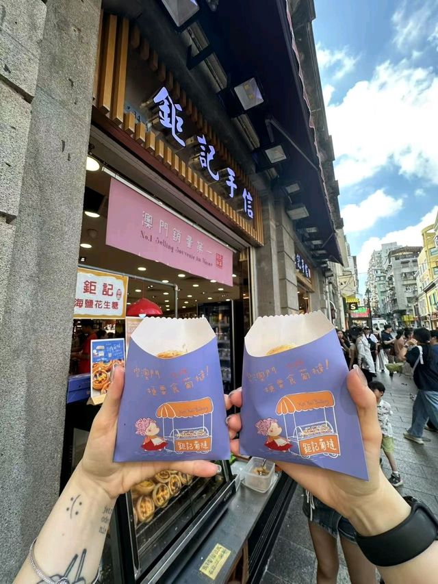Macau Adventure: Historic Gems, Foodie Delights, and Glam!