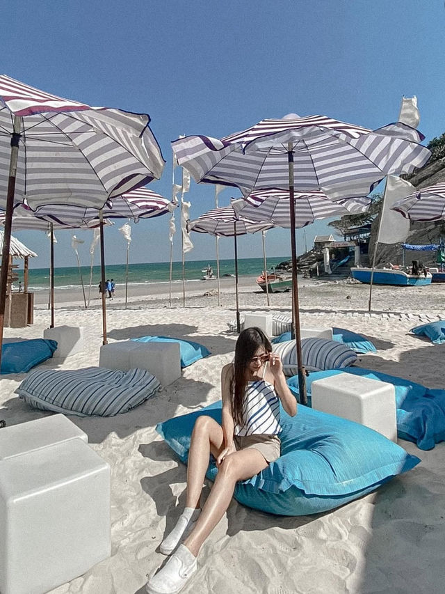 Skoop Beach Cafe : คาเฟ่ติดริมทะเลหัวหิน