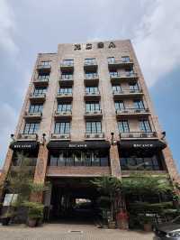 Bica & Co Courtyard Cafe, Rustic Charm Meets Contemporary Comfort in Melaka