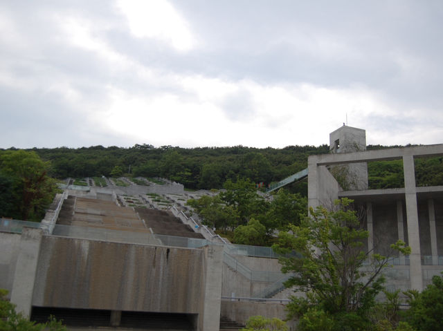 【兵庫🇯🇵】広大な不思議な空間？？建築に触れる。