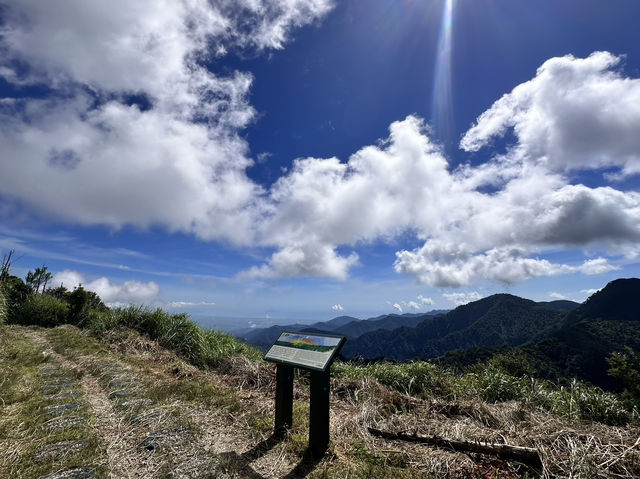 翠峰湖。臺灣山毛櫸步道