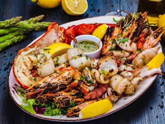 Sea Food near the Lake