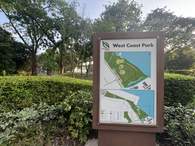 🌳 Family Fun at West Coast Park