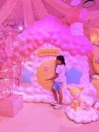 三麗鷗彩虹樂園 小女生的偶像及拍照景點