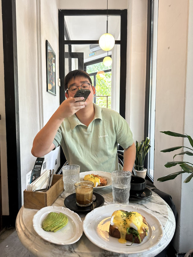 Indulge in Culinary Delights at Cafeteria in Almaty, Kazakhstan 🇰🇿 