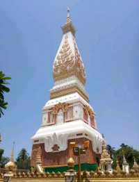 วัดพระธาตุผาซ่อนแก้ว