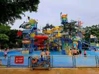 Wave Riders Wanted: Chimelong’s Water Kingdom Awaits! 
