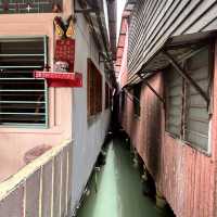 🌊 Solo Adventure: Chew Jetty – Penang’s Iconic Waterfront Village