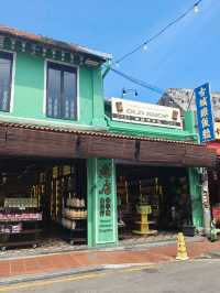 A Vintage Souvenir Haven in the Heart of Malacca