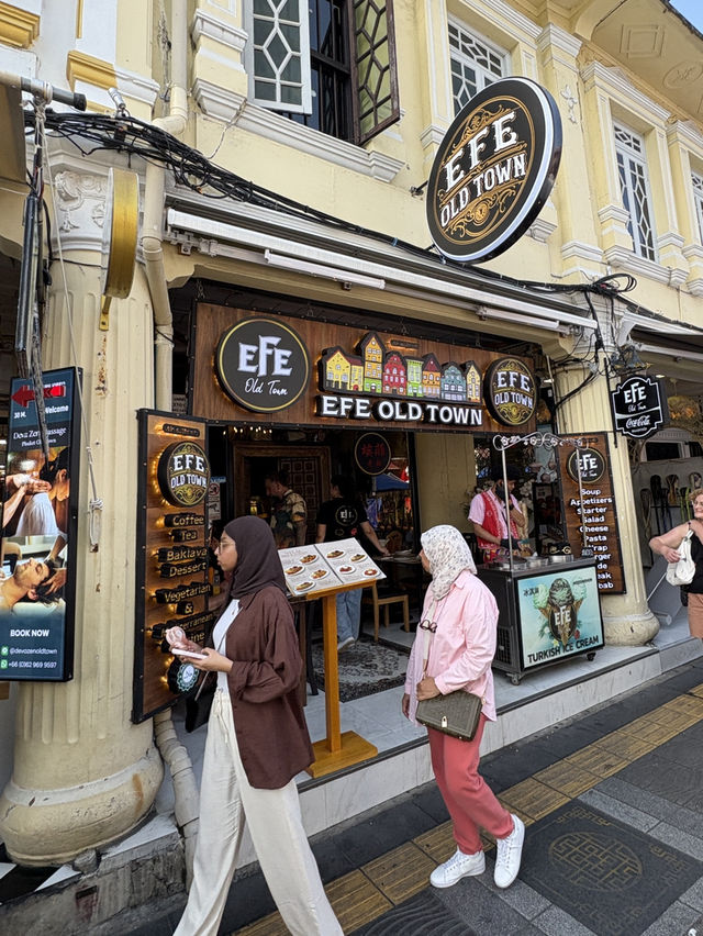 Efe Old Town Restaurant in Phuket Old Town
