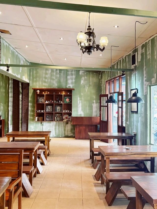 Cap Tiga Bersaudara Cafe