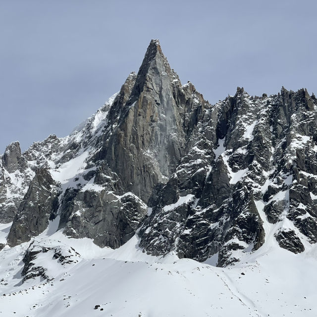 นั่งรถไฟชมธารน้ำแข็งMontenvers-Mer de Glace
